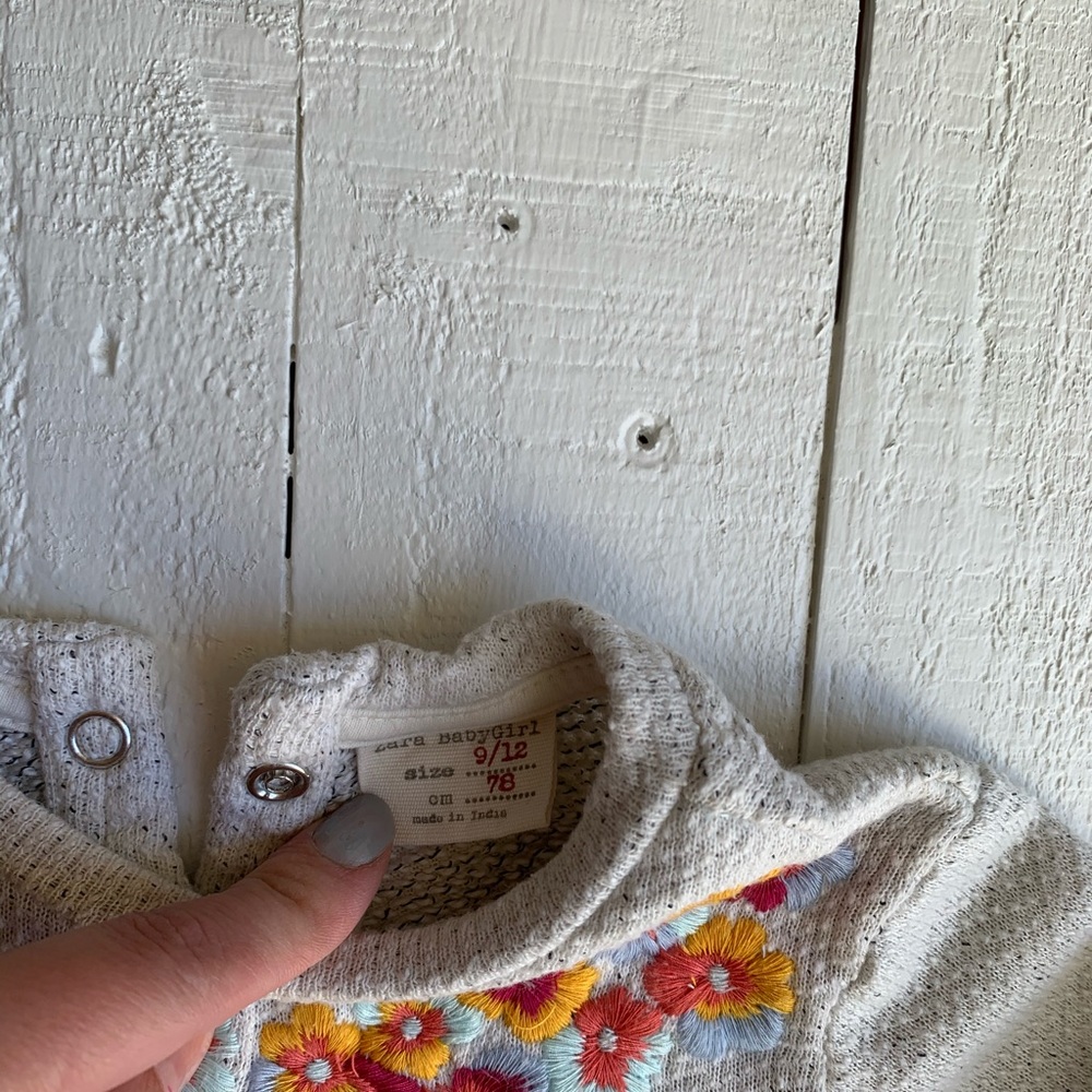 Zara sweatshirt size 9-12 months - Picture 3 of 4